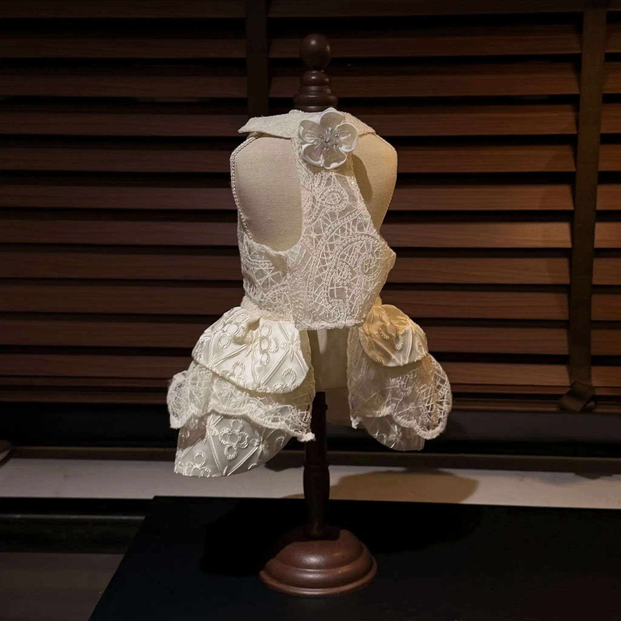Rococo Pearl Satin Dress(Waitlist)