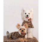 Brauner Leopard-Fleece Hundeumhang | Handgefertigt